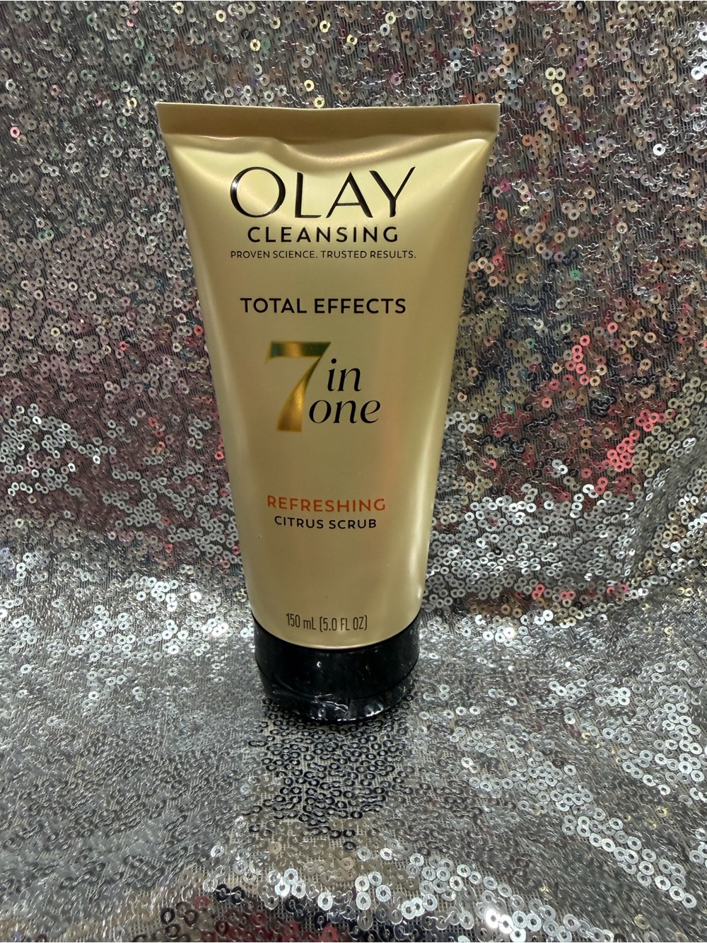 OLAY Total Effects 7-in-1 Refreshing Citrus Scrub
